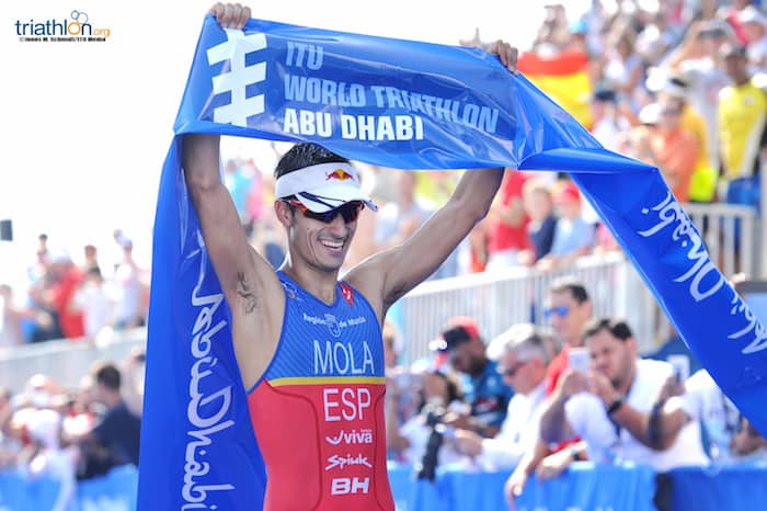 Mario Mola wins Abu Dhabi 2016