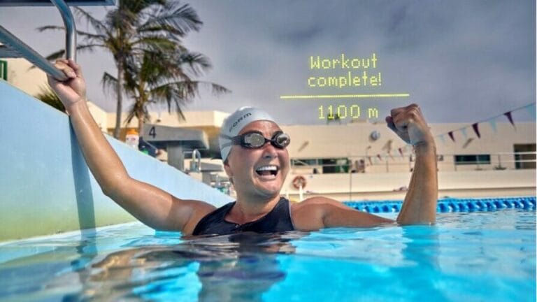 FORM Smart Goggles - workout