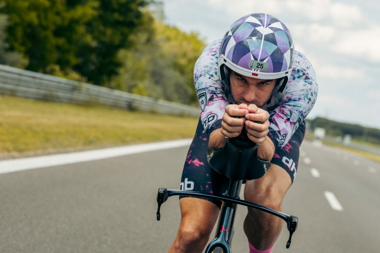 Joe Skipper Sub7Sub8 preparations aero bike