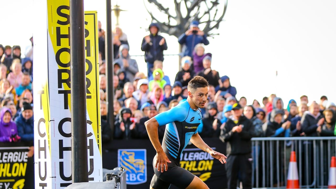 Short Chute Vincent Luis Jersey 2019 photo credit Tommy Zaferes Super League Triathlon