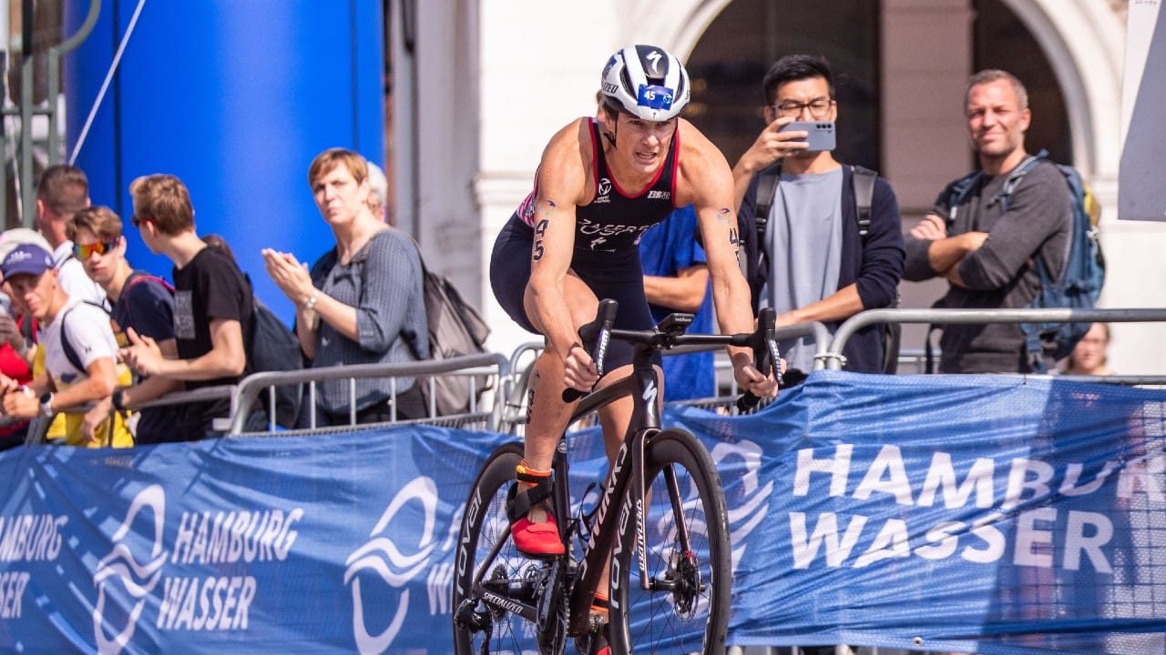 Katie Zaferes bike WTCS Hamburg finals 2023 photo credit: Tommy Zaferes / World Triathlon