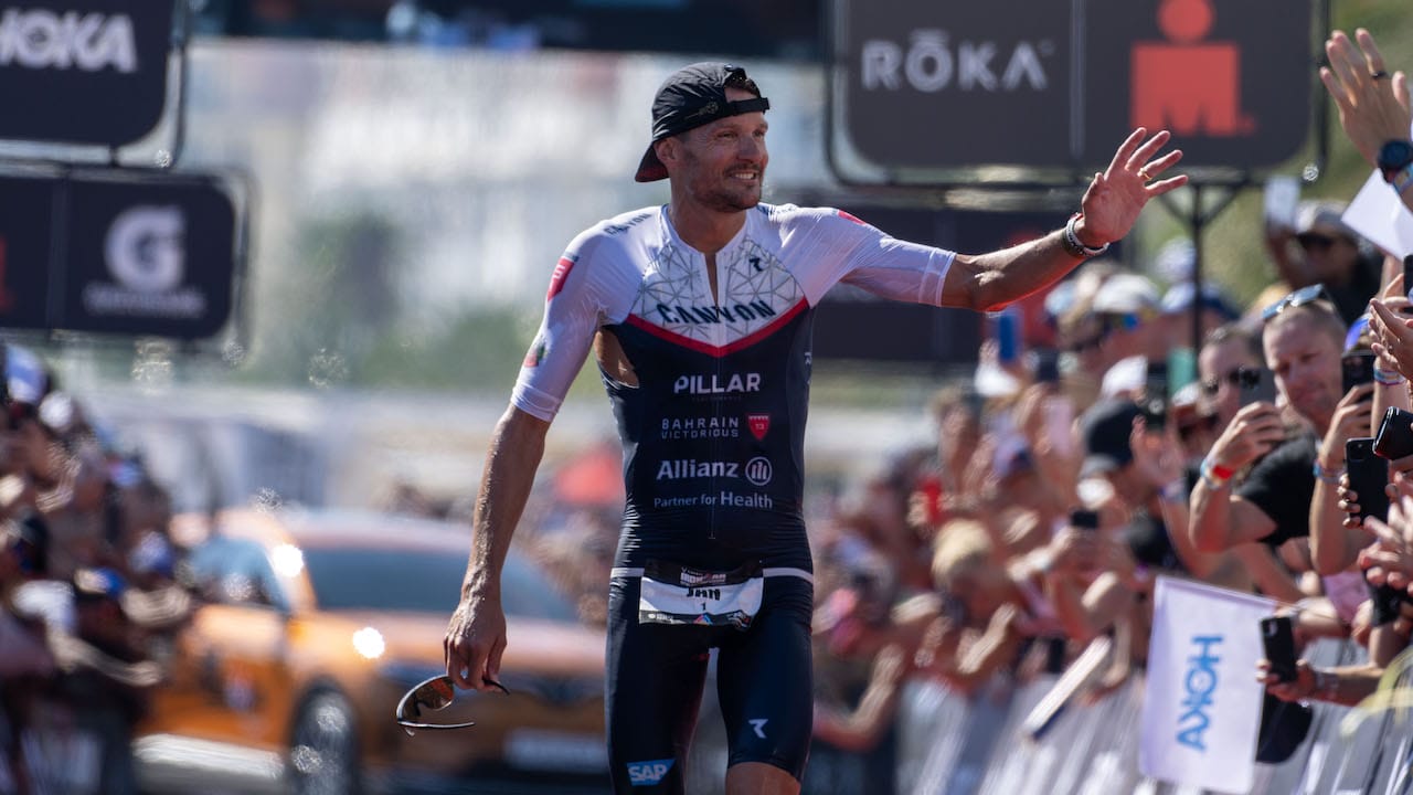 Jan Frodeno IRONMAN World Championship 2023 Nice finish line wave