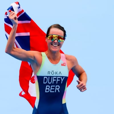 Flora-Duffy-Commonwealth-Games-flag-photo-credit-Ben-Lumley-World-Triathlon (1) Flora Duffy