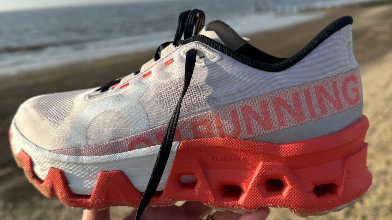 On Cloudmonster Hyper stack height