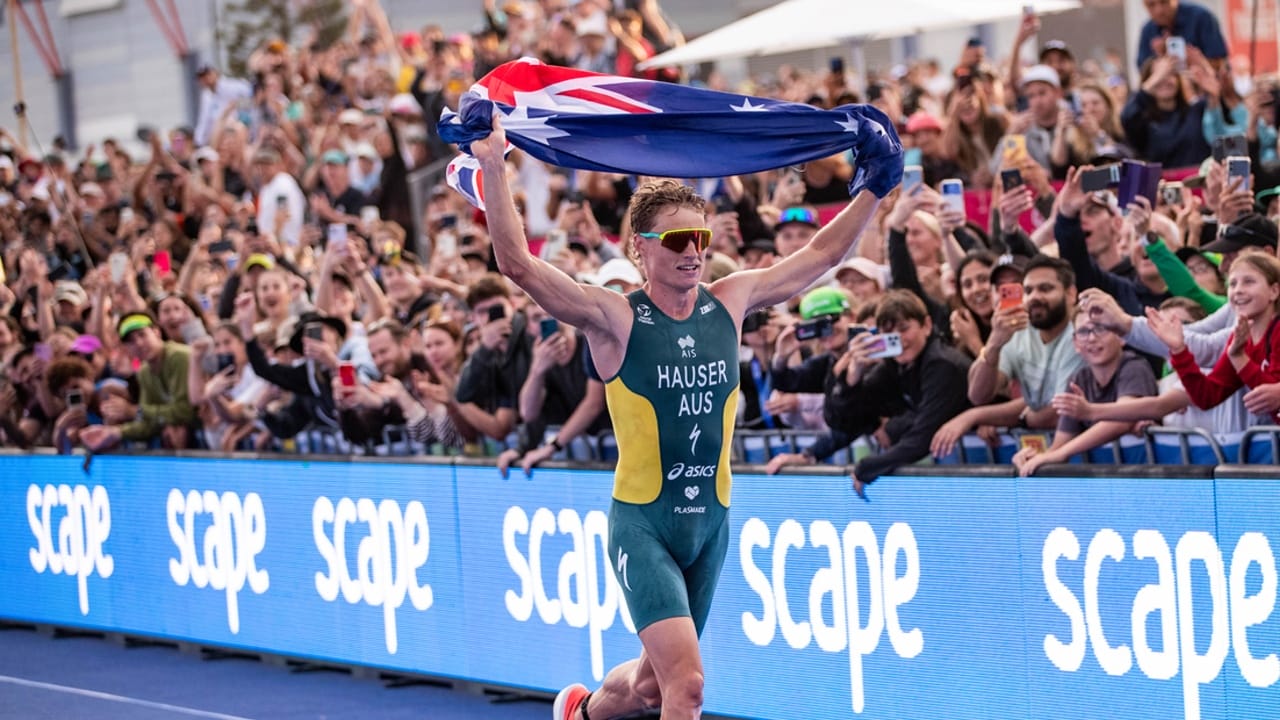 Matt Hauser Aussie flag WTCS Wollongong 2025