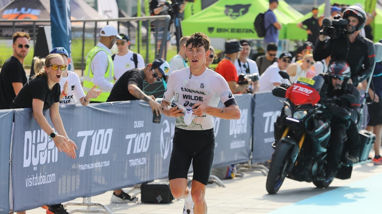 Hayden Wilde run Dubai T100 2025